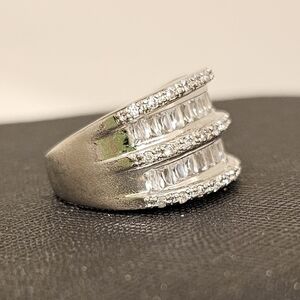 925 Sterling Silver with CZ Ring SZ 7